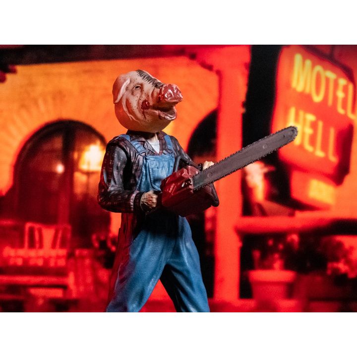 Motel Hell Scream Greats Farmer Vincent Figure view 3